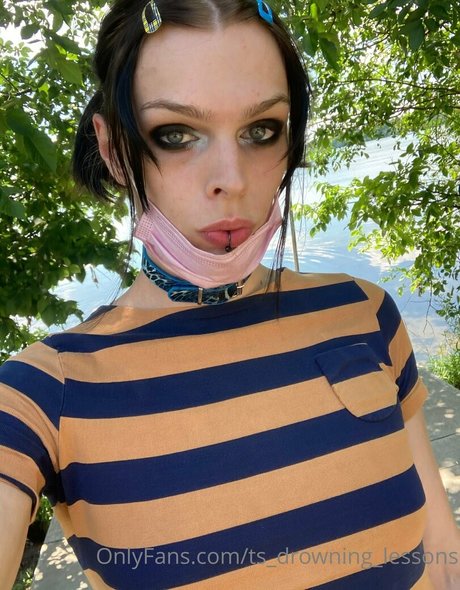 ts drowning lessons beautiful actress photos