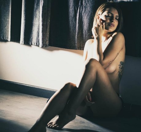 amandastripper top actress images