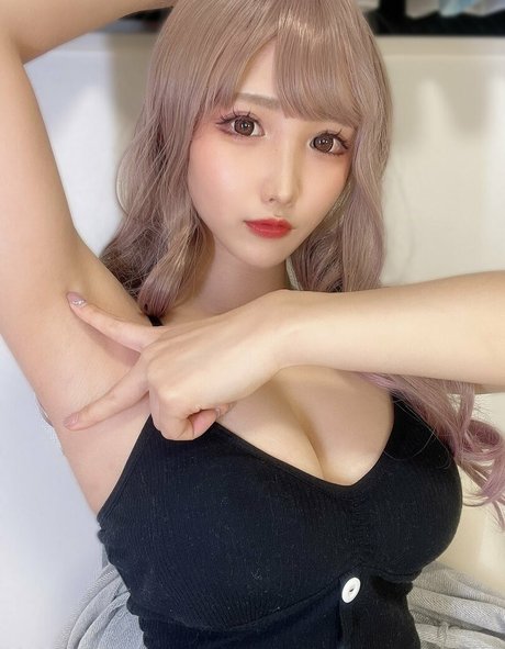 Karin Chama art actress images