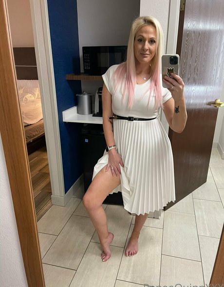 reneequinnxxx high quality actress archive