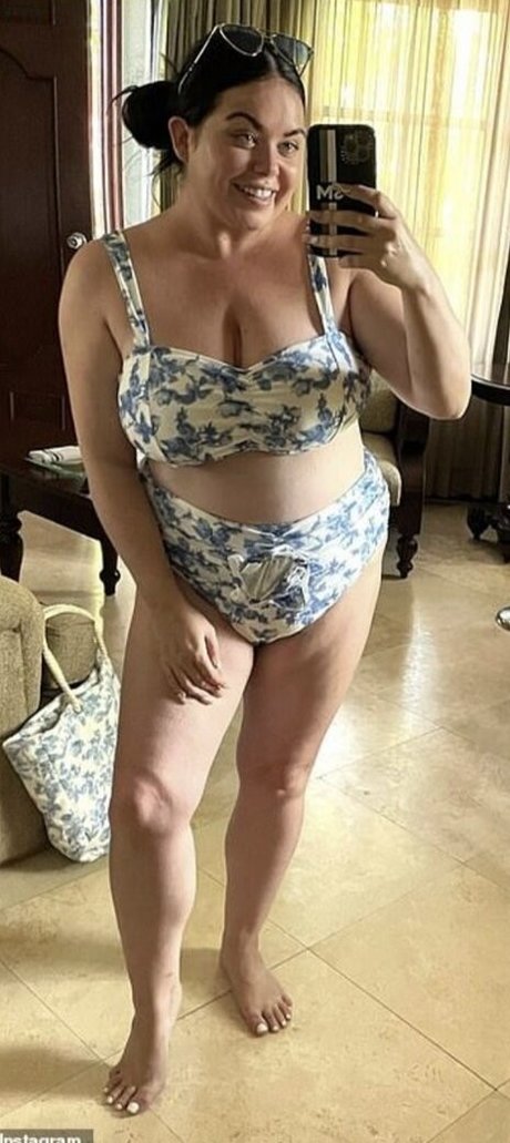 Scarlett Moffatt hd pornstar photo