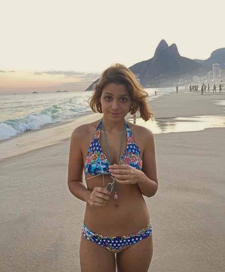 Maria Luiza Sousa model pictures