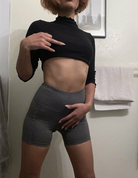 yagurl naked star img