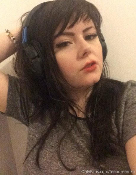 teendreamxo actress pics