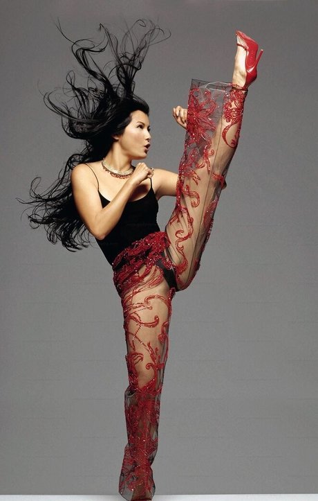 Kelly Hu pornstar xxx pics