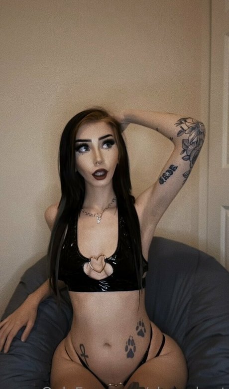 chrryghxst porn model picture