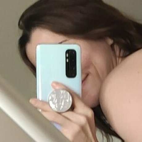 Clairegonewild model best pics