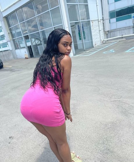 kaylalebombbb erotic actress img