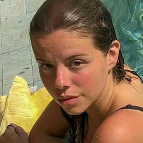 _lauraperis adult star pics