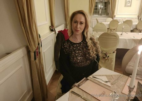 peny hotwife model erotic images