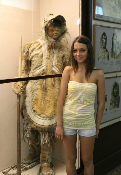 Foxy Di pornographic actress pictures