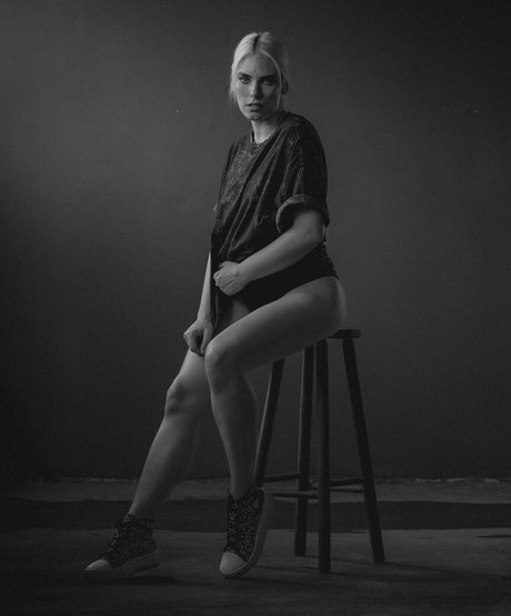 Rafaela Tomasi erotic actress pictures