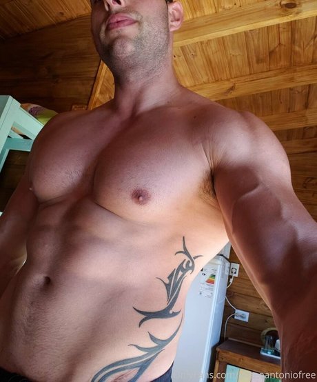 eliseoantoniofree model best pictures