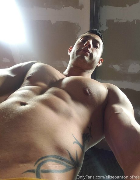 eliseoantoniofree nudes model pics