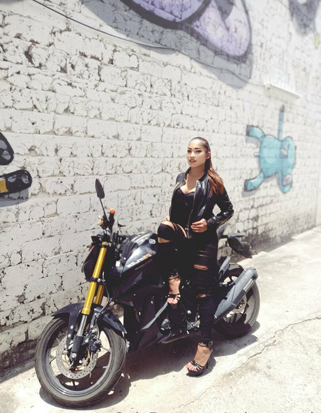 asian peach high quality actress image