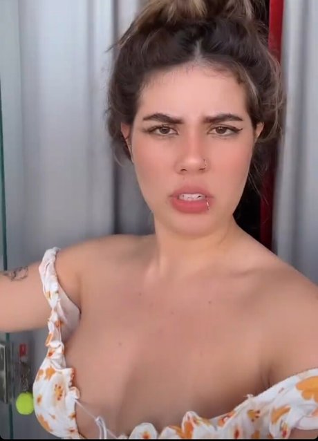 Carlevellyn pornographic actress pics