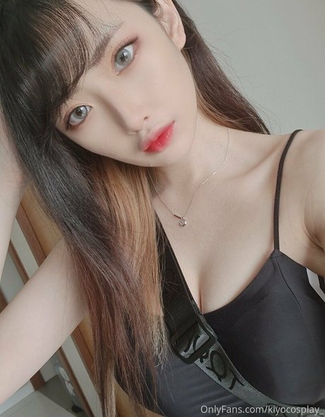 black threesome onlyfans nudes photos