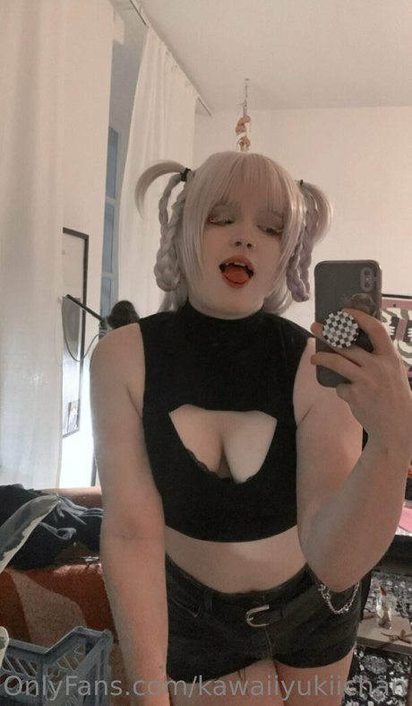 kawaiiyukiichan star sexy photos