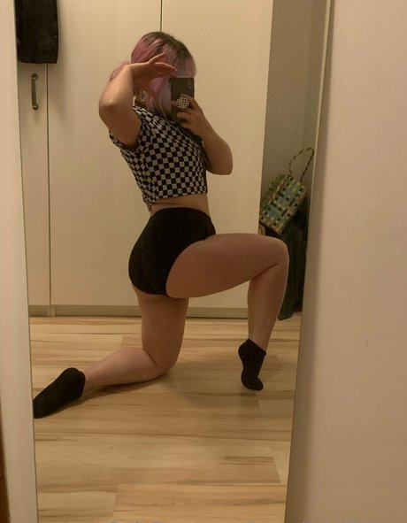 kawaiiyukiichan hot star galleries