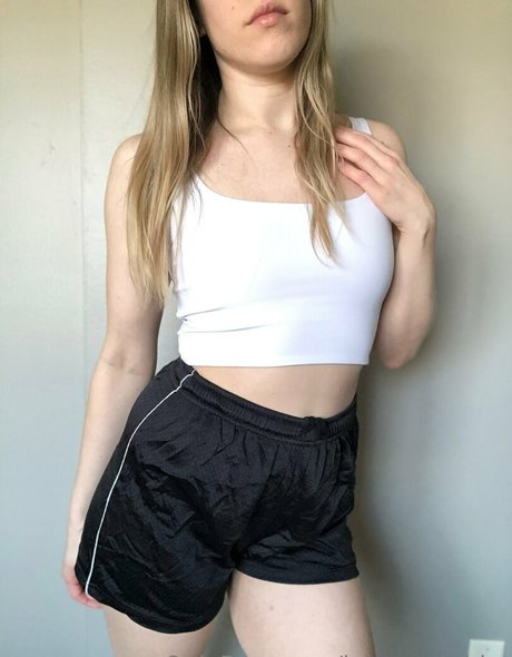 innocentabby pornstar art photo