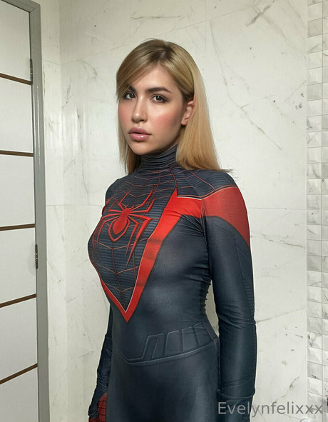 Evelyn Felix top pornstar img