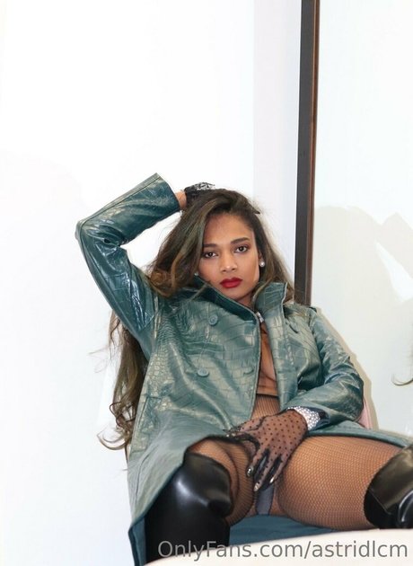 Astridlcm model nice gallery