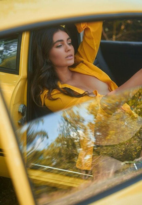 Katerina Bila art star pics