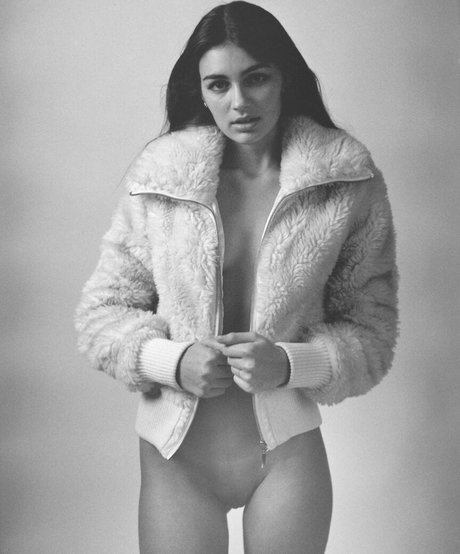 Katerina Bila adult model gallery