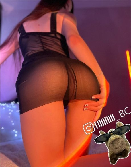 taanni erotic actress picture