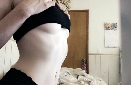 DirtyDalish high quality actress photos