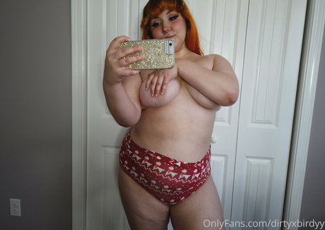 dirtyxbirdyy nude model images