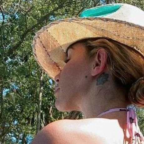 asian brunette onlyfans free naked photo