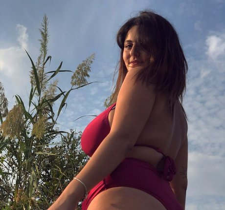 Noam L erotic actress images