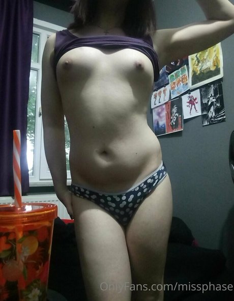 missphase pornographic actress picture