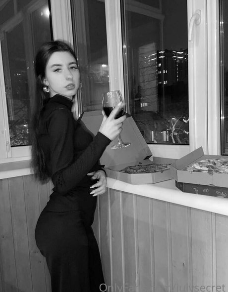 nickyxxlicky adult actress picture