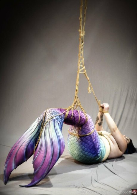 thighhighcosplay porn model img