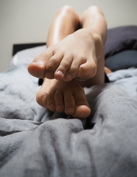 simplykimsfeet exclusive pornstar photos