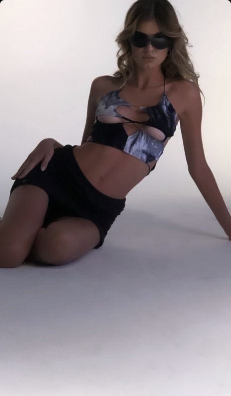 Lis Cortez nice star photos