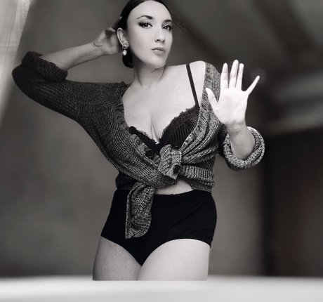 Lena Leyman nudes model picture