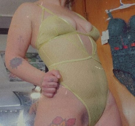 amateur chubby onlyfans adult pictures