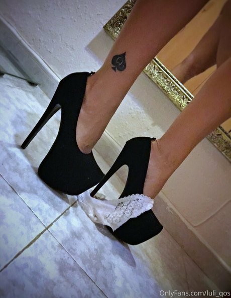 luli qos star hot photo