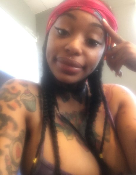 Creamyexotica hot actress photo