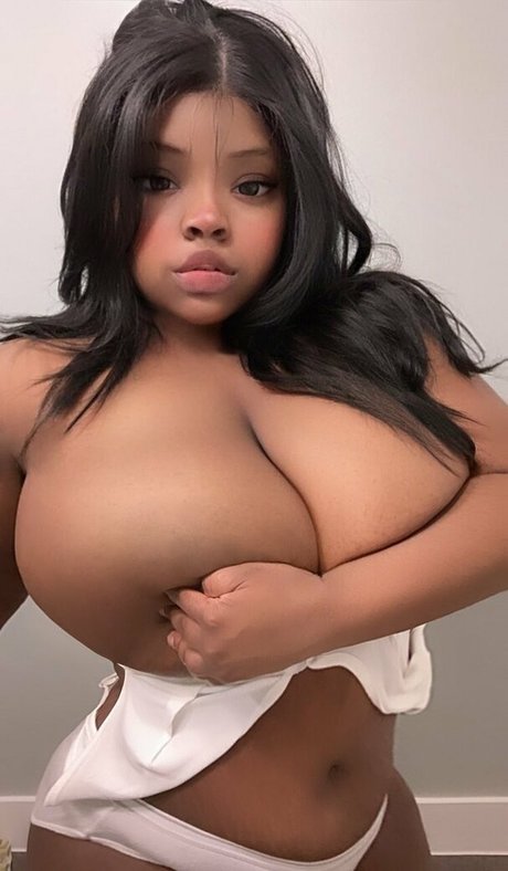 roarwie nudes pornstar picture