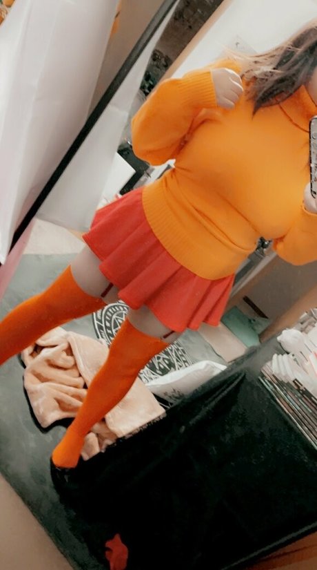 itsahmia sexy actress archive