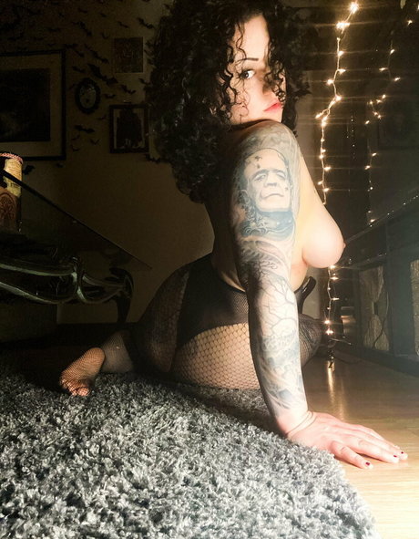 adellaaddams art actress archive