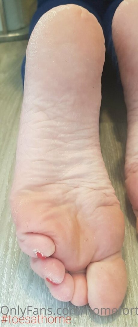 homefortoes art actress gallery