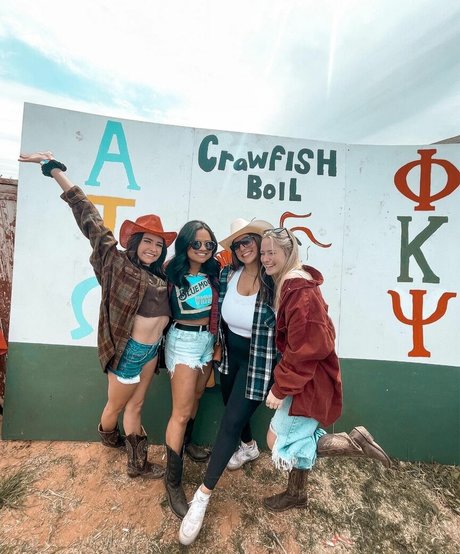 Kaylee Eller hot star pictures