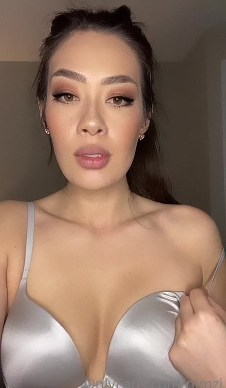 Nimzi erotic model images