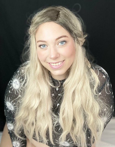 bbwtarah nudes model pic