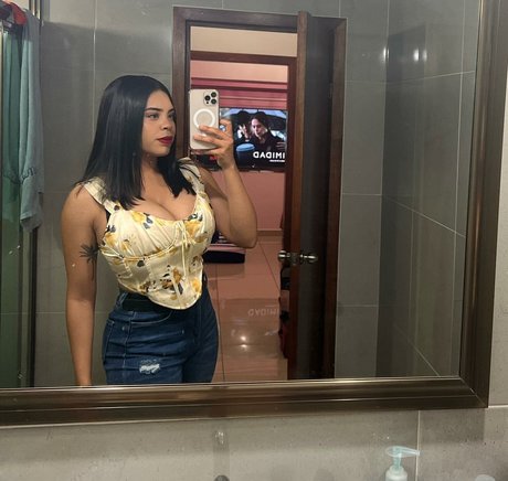 Karen Garcia model xxx photos